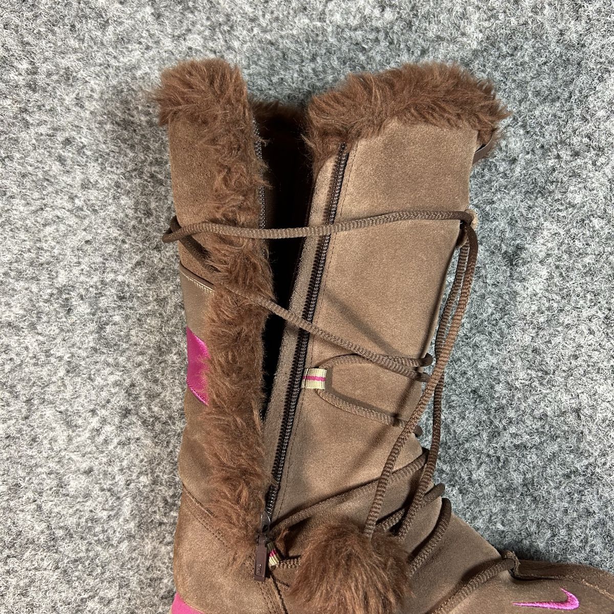 Nike Scarpe da donna: Nike boots 38 women – Usato da La Sagne NE venduto da Matlasape 3