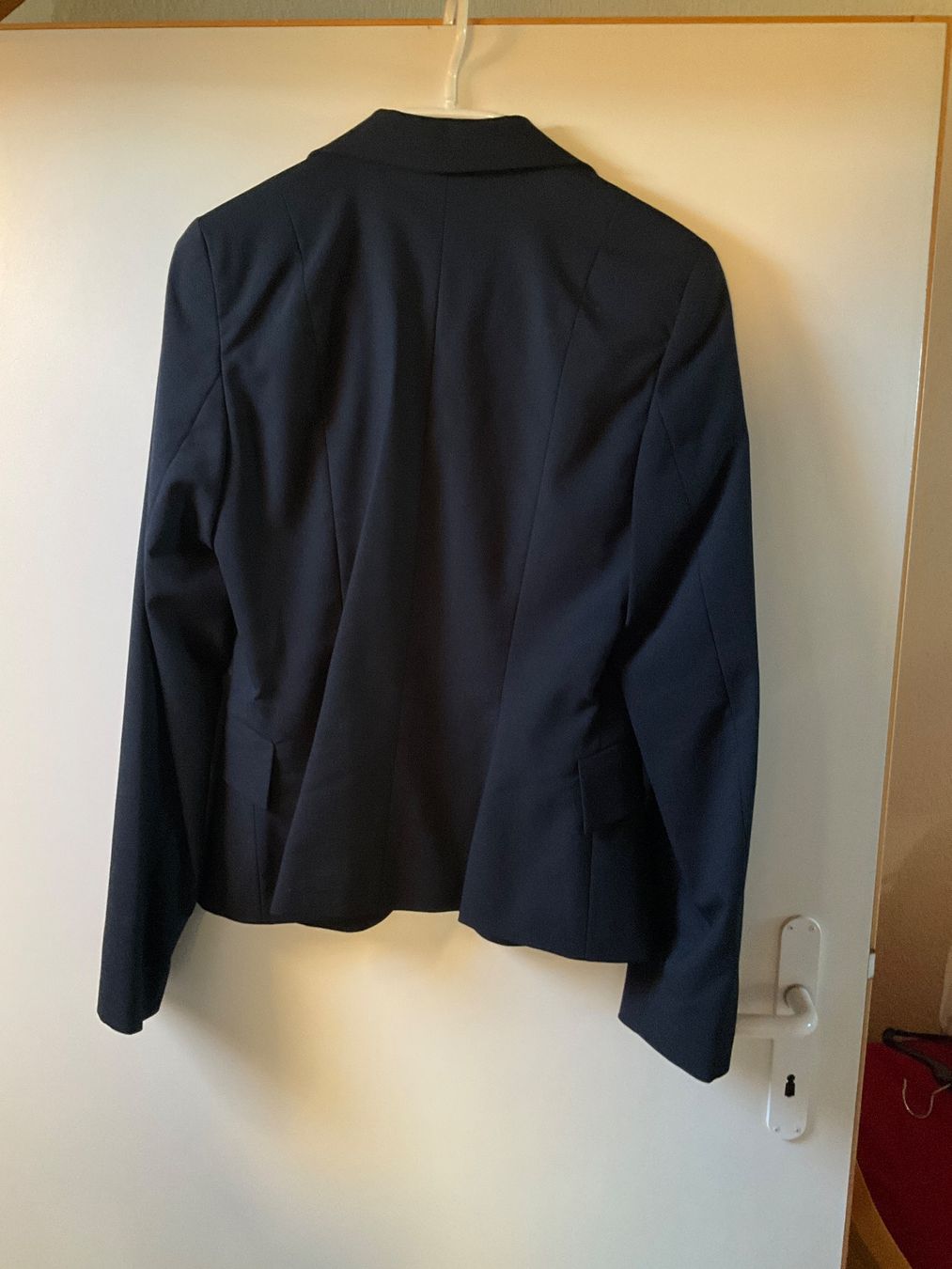 Zara Anzüge & Kostüme: Tailleur veste & pantalon ZARA Basic – Gebraucht aus Gland von DL2004 1