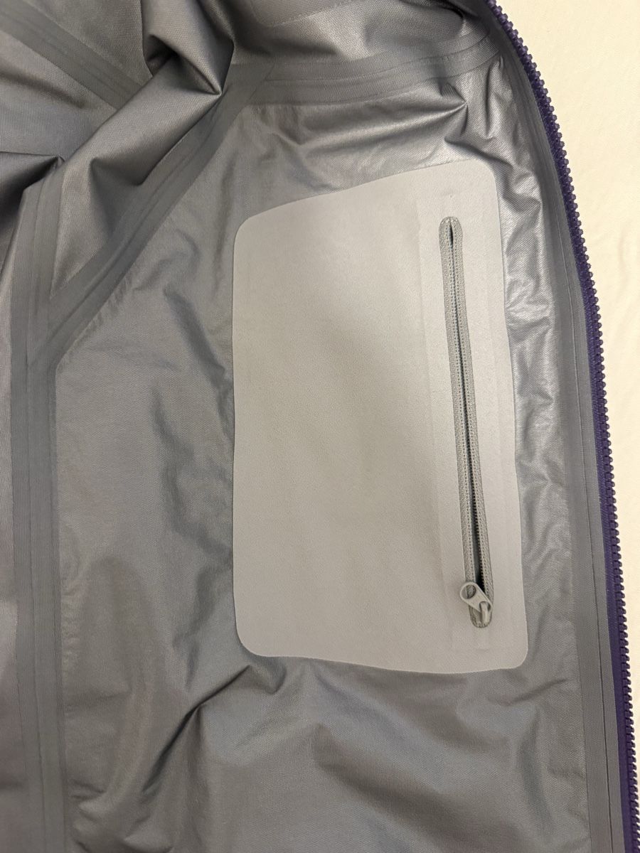 Arcteryx Giacche: Arcteryx Beta SL jacket  – Nuovo (secondo la descrizione) da Reiden venduto da sta_6kbs 2