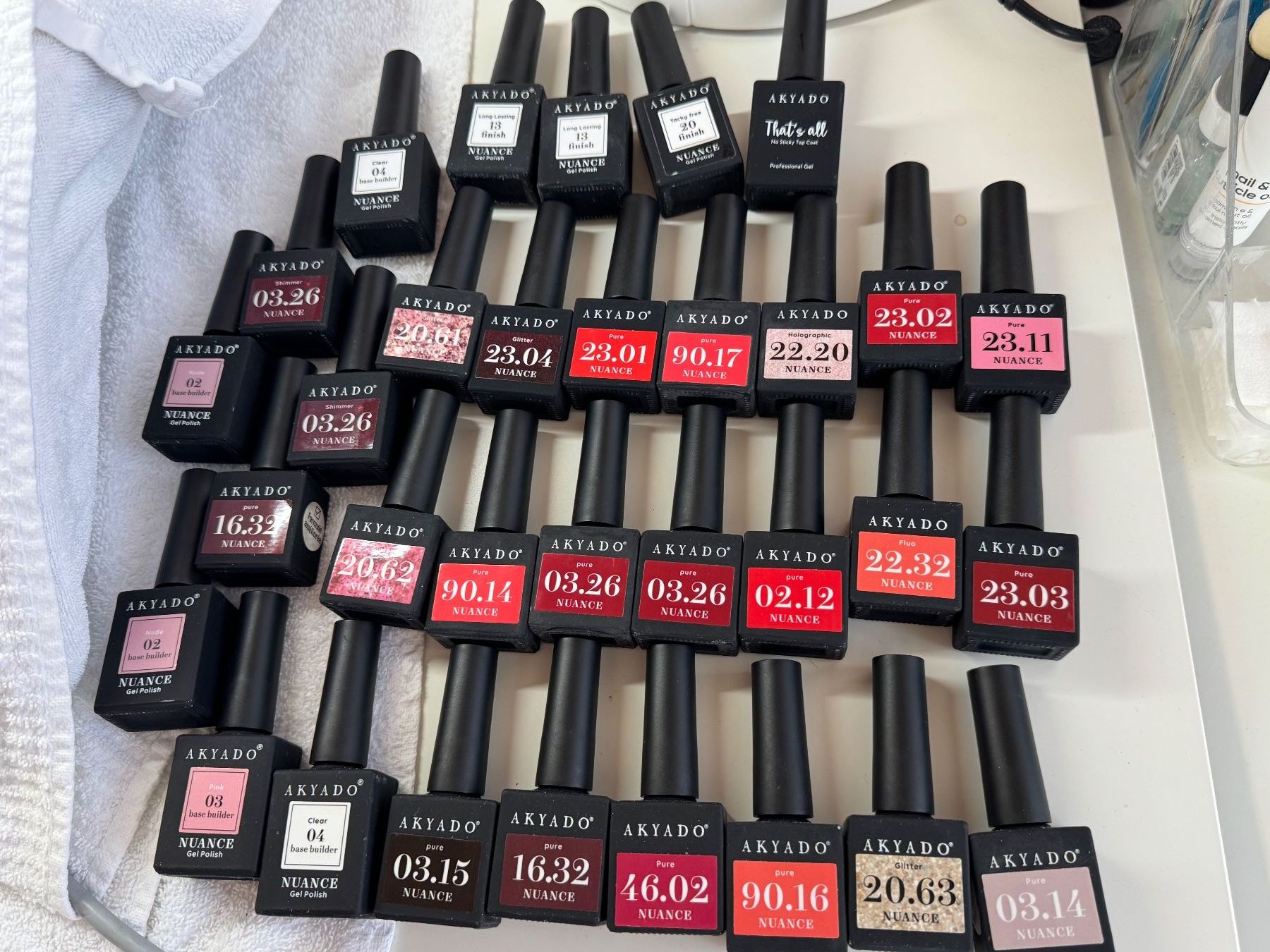 Unghie finte: Akyado Permanent Gel-Lack / Restposten Studio gemäss Bilder – Nuovo (secondo la descrizione) da Zäziwil venduto da blackpearl