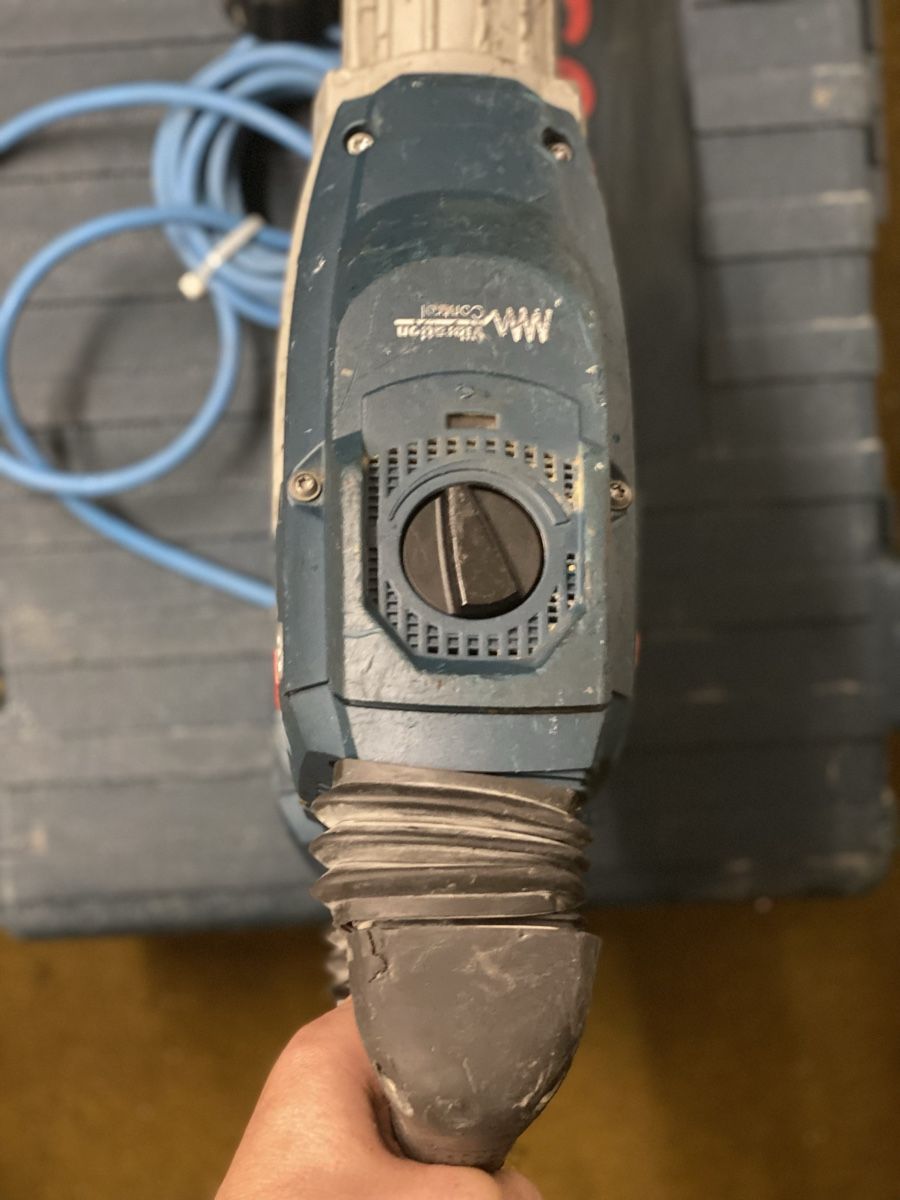 Bosch Trapani: Bosch GSH 11 VC – Usato da Zürich venduto da Sumac007 4