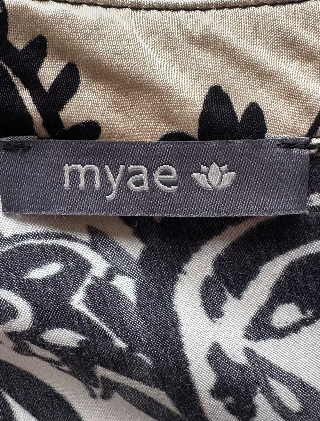 Camicette: Myae Bluse Damen M – Usato da Liestal venduto da Ballybs 2