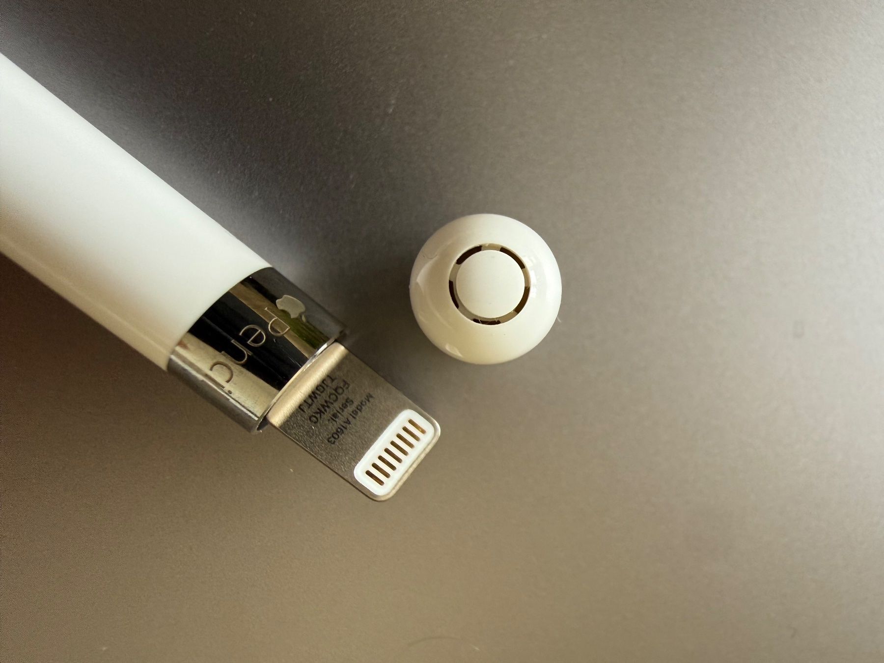 Apple Penna & Evidenziatori: Apple Pencil  1re génération, NEUF – Nuovo (secondo la descrizione) da Lausanne venduto da Ab1l1o 2