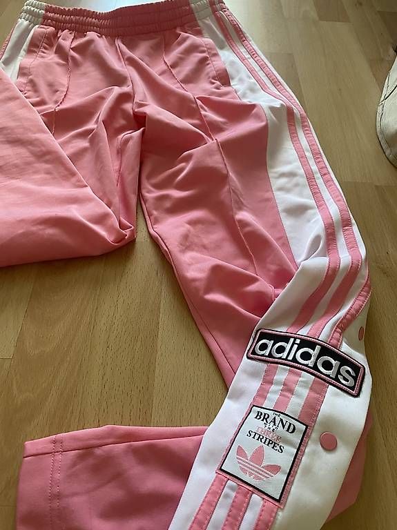 Adidas Hosen: Adidas Pink Trackpants Trainerhose XS – Gebraucht aus Bern von n-dine 4
