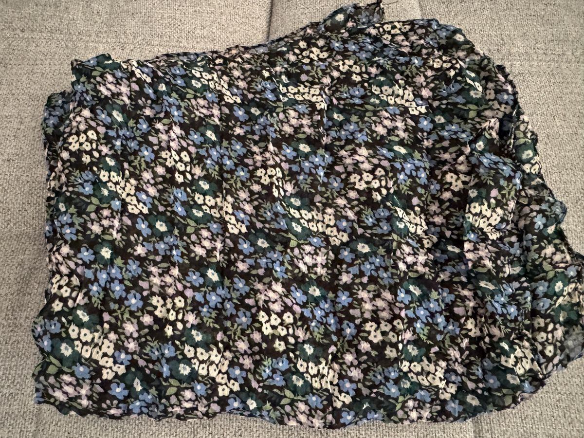 Foulards & écharpes: Florales Halstuch – D'occasion à Zürich par ljp_2hsx