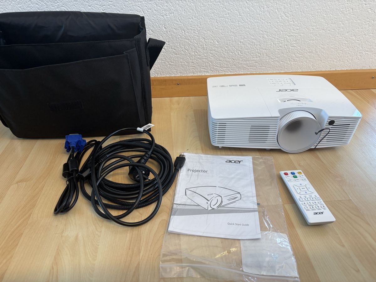 Acer Proiettori: Beamer Acer H6517ABD mit Full HD – Usato da Solothurn venduto da abo_td56