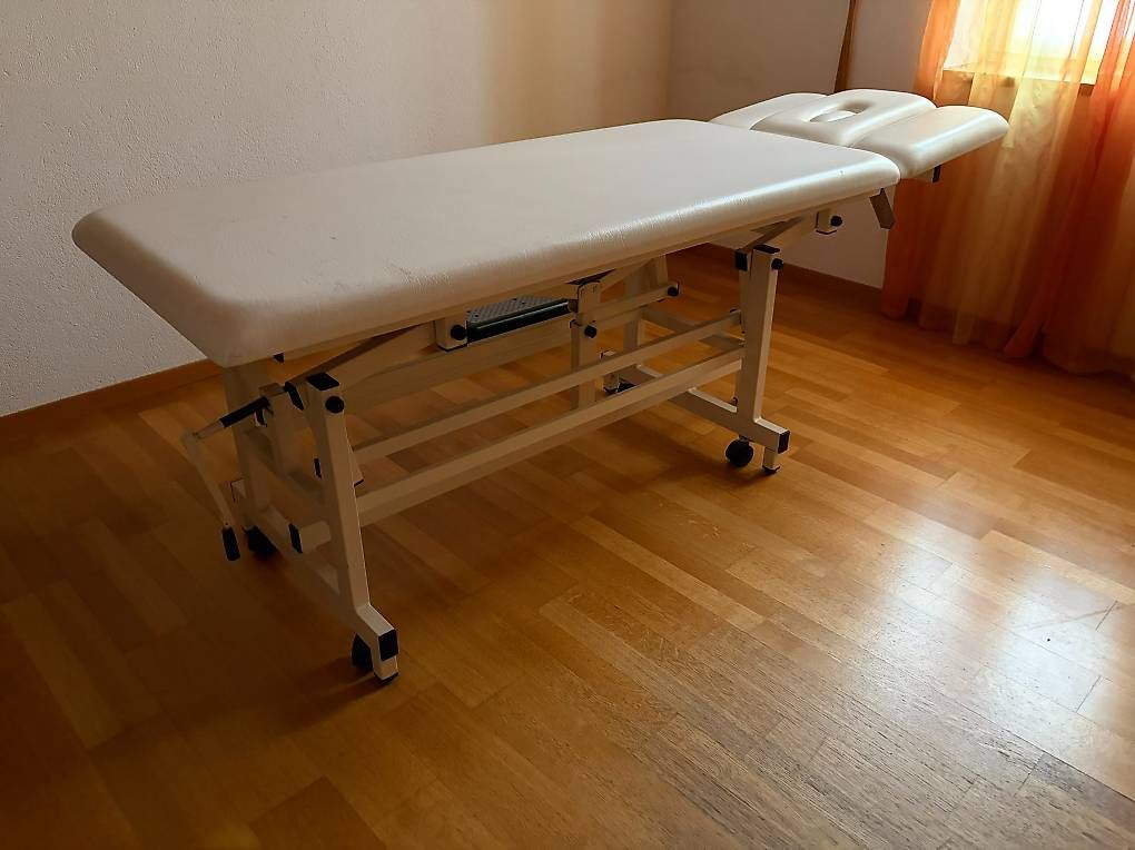 Sedie a sdraio: Massage - Liege – Usato da Feuerthalen venduto da Liege1 1
