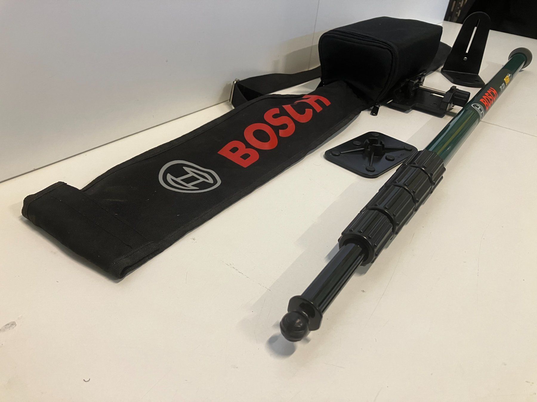 Bosch Tutti gli attrezzi: gebr. Bosch TP320 - Teleskopstange ab 1.- – Usato da Lichtensteig venduto da Buy24International 1