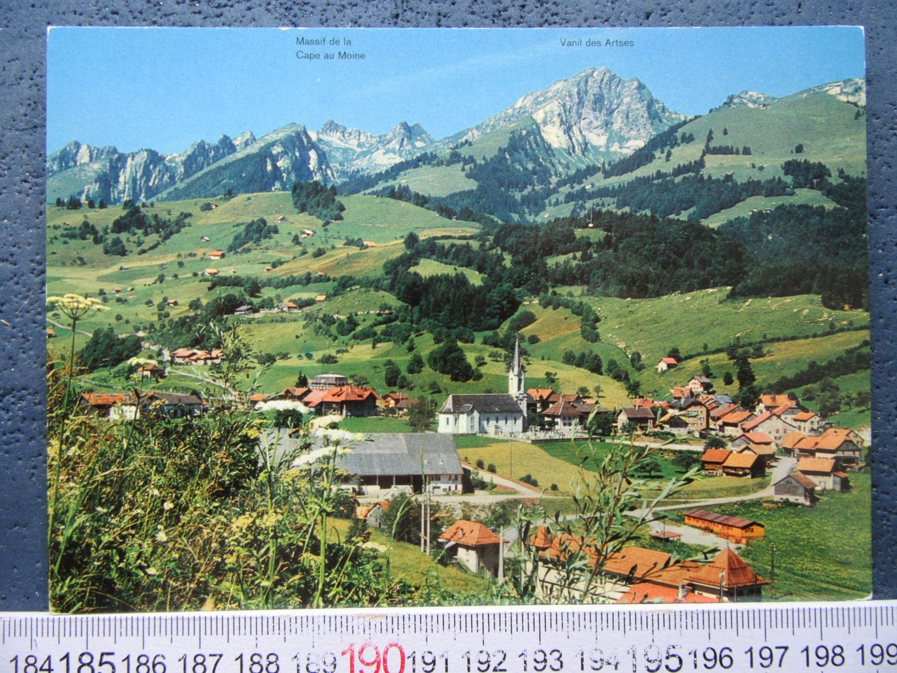 Cartoline postali: MONTBOVON FR AK – Usato da Ettingen venduto da Hausi4711