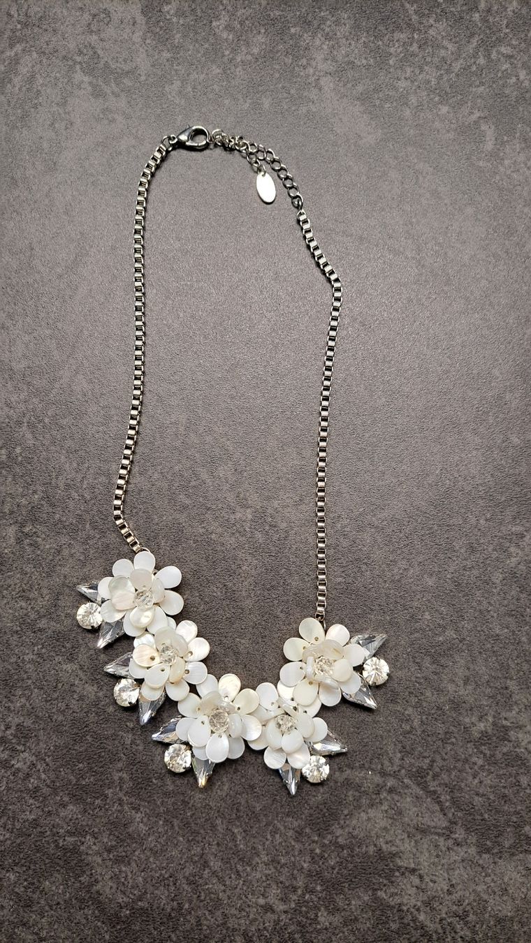 Catenine: Modeschmuck Blumen weiss – Nuovo (secondo la descrizione) da Winterthur venduto da Dream_of