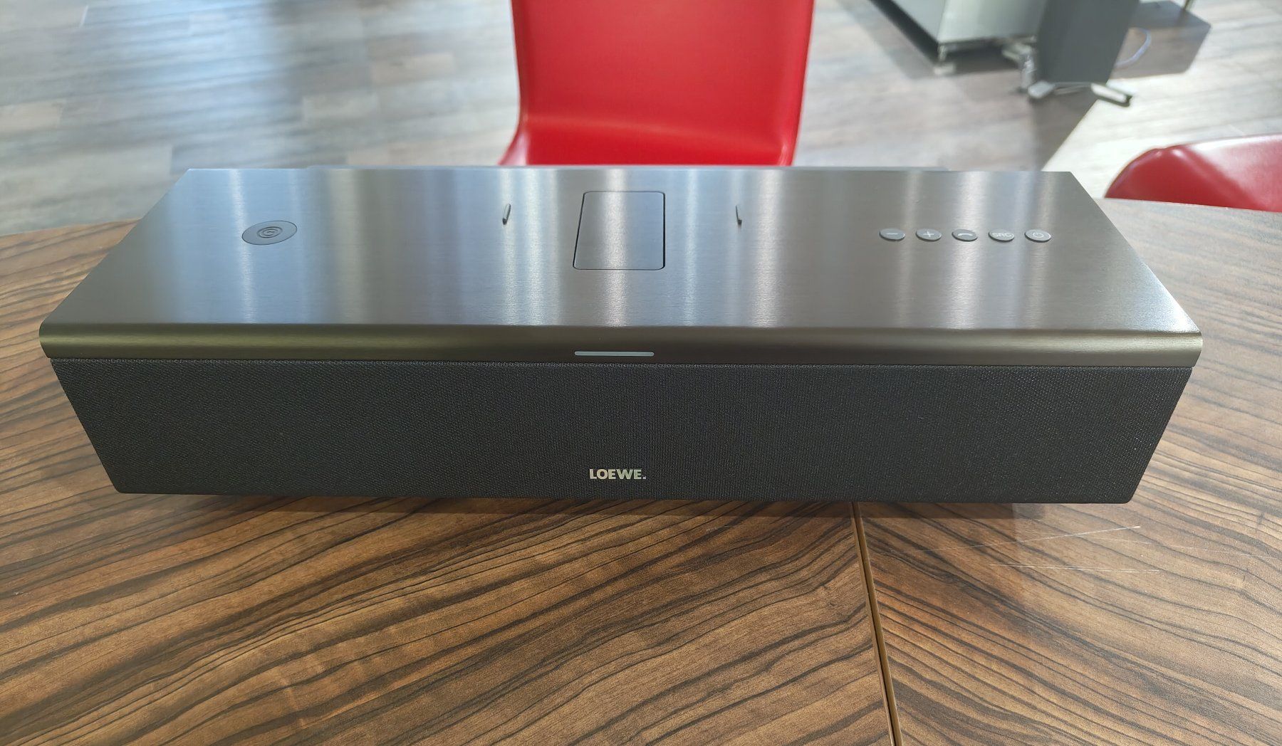 Loewe Lettore multimediale & Streamer: Loewe Soundport Compact Schwarz – Nuovo (secondo la descrizione) da Appenzell venduto da 1xRichtig
