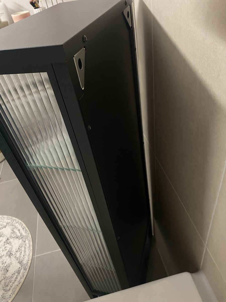 Ikea Commodes: Schwarzer Ikea Wandschrank MOSSJÖN mit Glaseinsätzen – Neuf (Voir description) à Wetzikon ZH par rit_ramtr 5