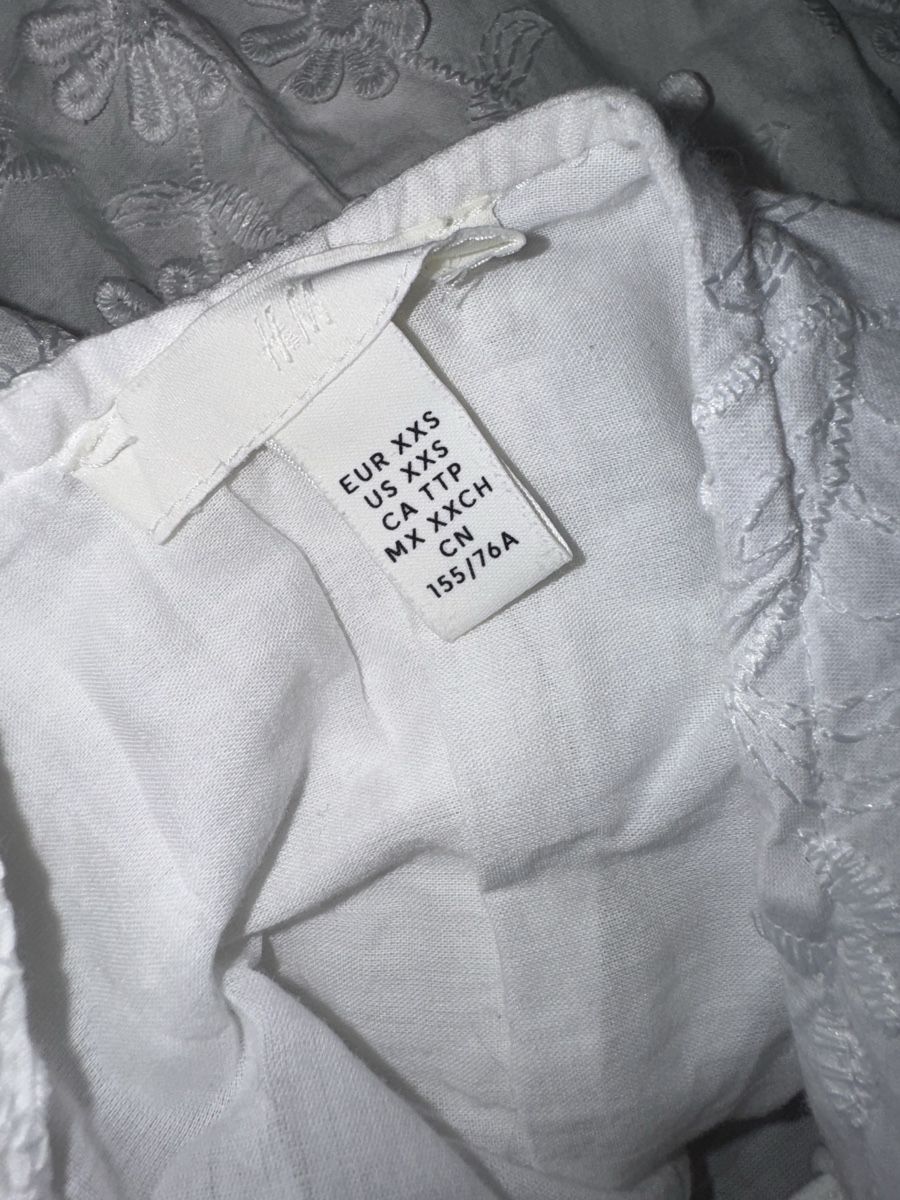 H&M Robes: Blumenkleid – D'occasion à Schaan par kri_tsw8 7