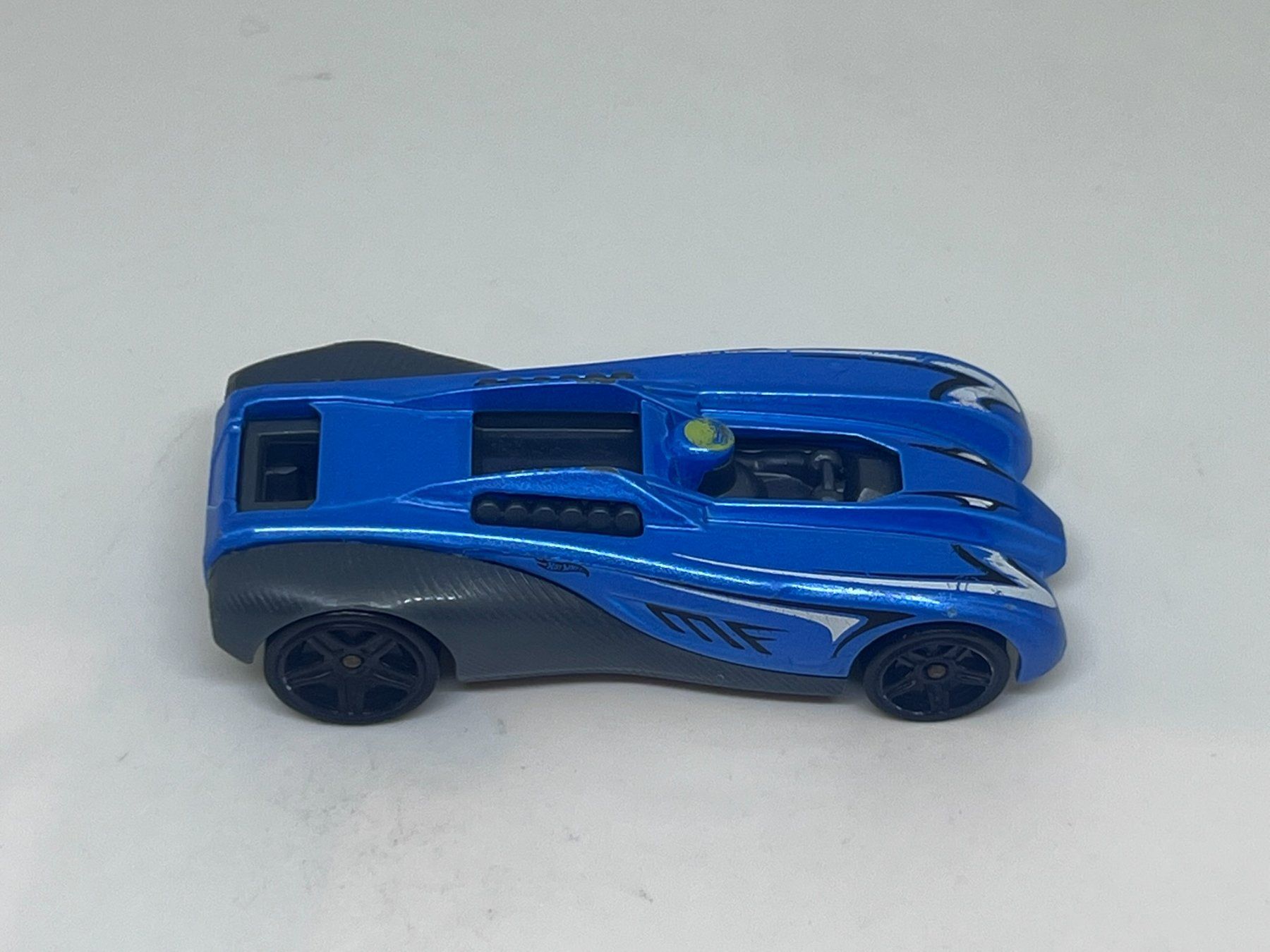 Hot Wheels Modellini d'auto: Hot Wheels Eagle Massa #369 – Usato da Wildegg venduto da LaaBoutique 1