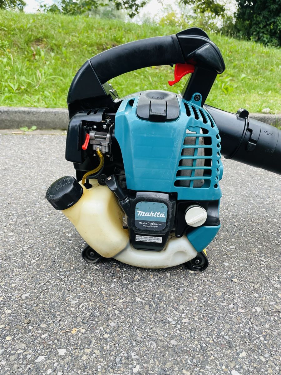 Makita Soffiatori & Aspiratori per foglie: Laubbläser Makita 4 Takt – Usato da Würenlos venduto da Shop_Shop 6