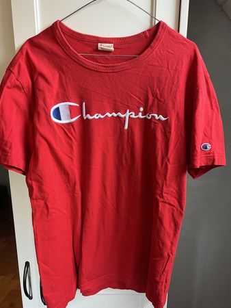 Champion T-Shirt Rot Grösse L Vintage gestickt 