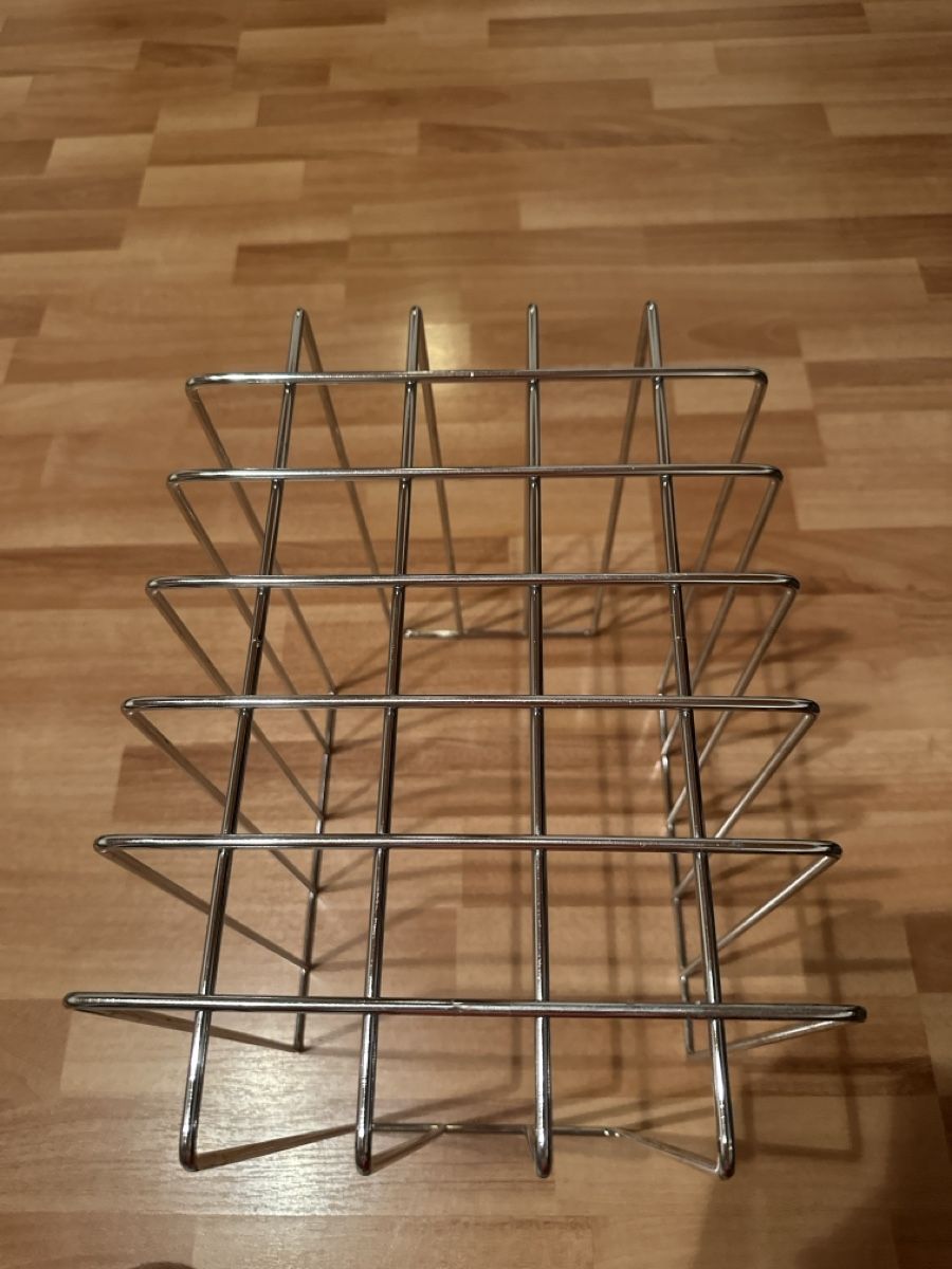 Autres articles pour la maison: Zeitungsständer Metall – D'occasion à St. Gallen par mai_2lcj 3