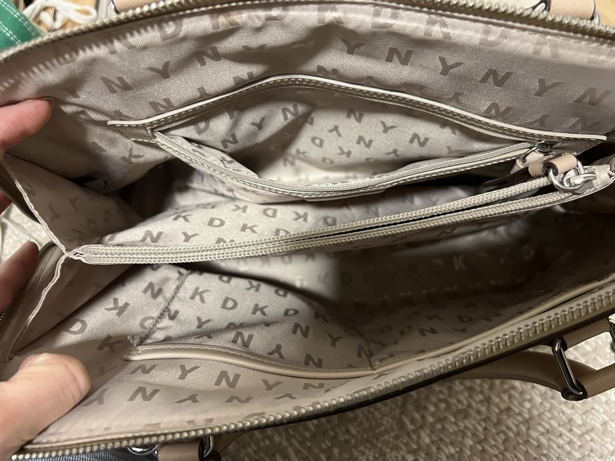 Borse: DKNY Tasche – Usato da Thalwil venduto da and_nb7r 4