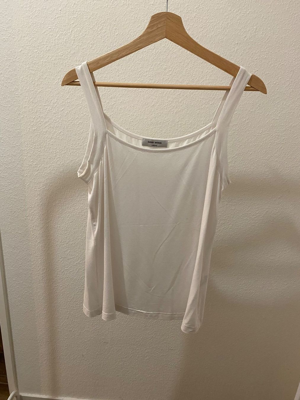 Gerry Weber Top: Gerry Weber Top casual weiss Gr. 40 – Usato da Pratteln venduto da a23_j2gs 1