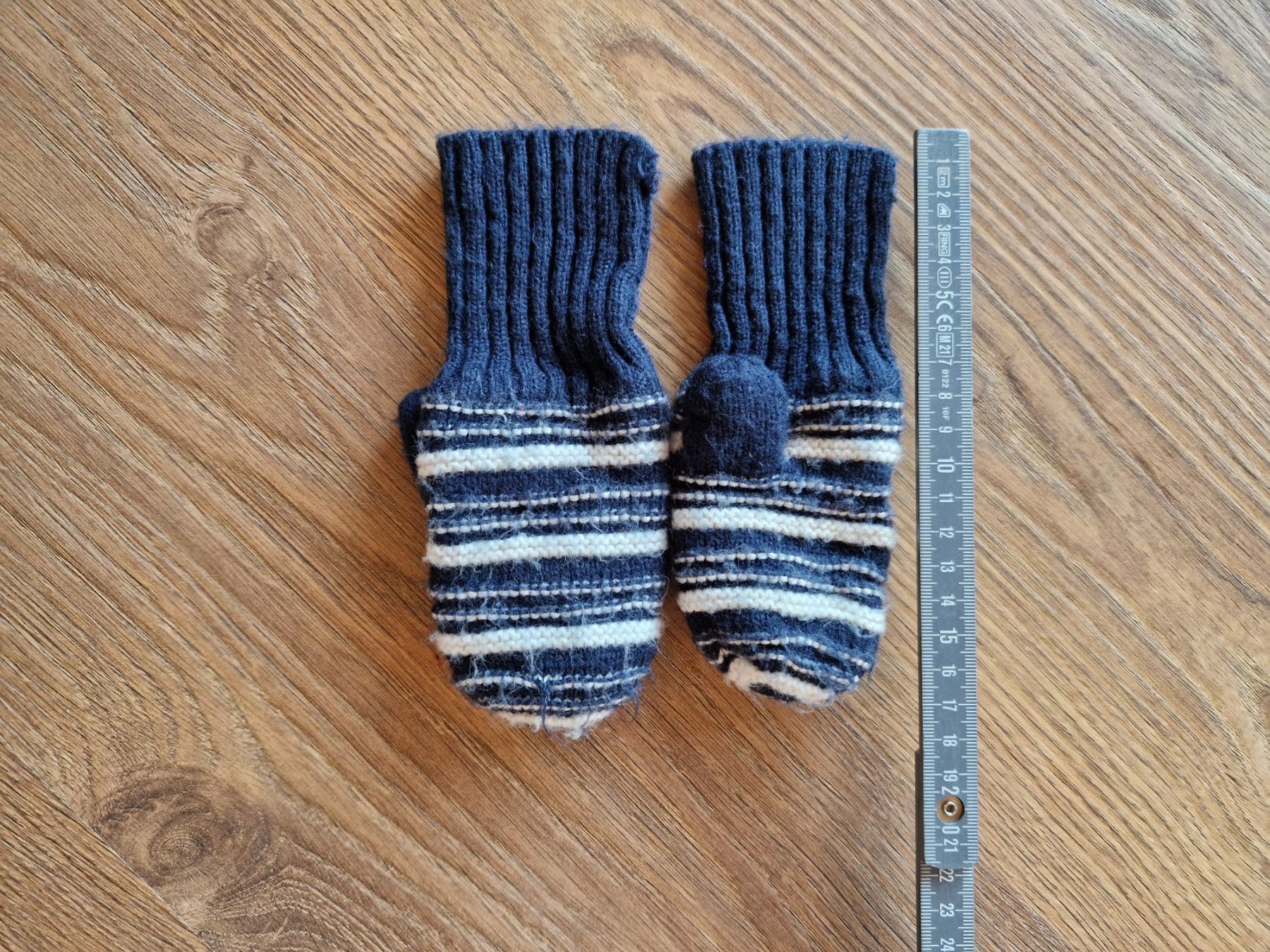 Guanti: Warme Baby Handschuhe Fäustlinge – Usato da Nebikon venduto da Japostyle