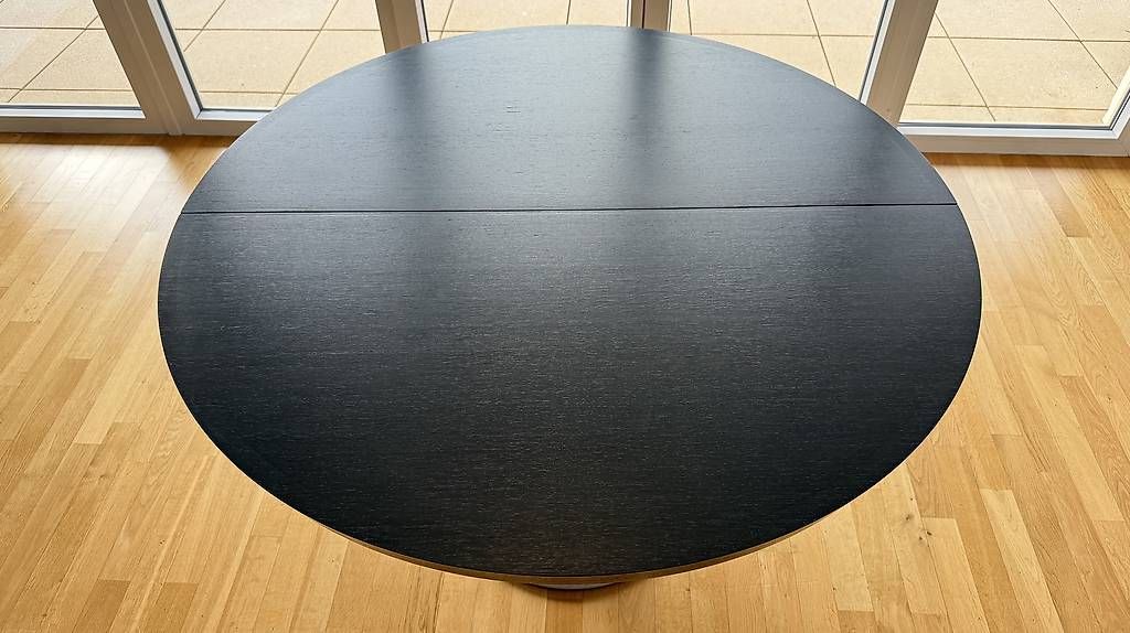 Tables: Table à manger Ligne Roset  – D'occasion à Genev par pog_jj5m 2