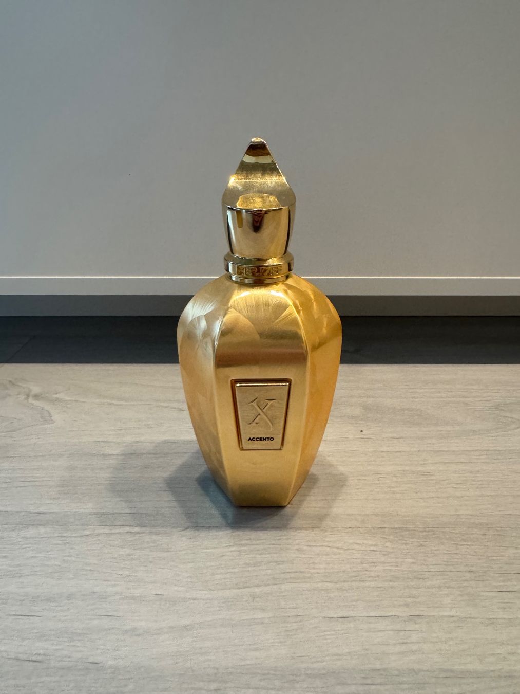 Xerjoff Profumi & Eau de Toilette: Accento Overdose Eau de Parfum - XERJOFF - 100 ml – Nuovo (secondo la descrizione) da Arbon venduto da therealgoatshit 1