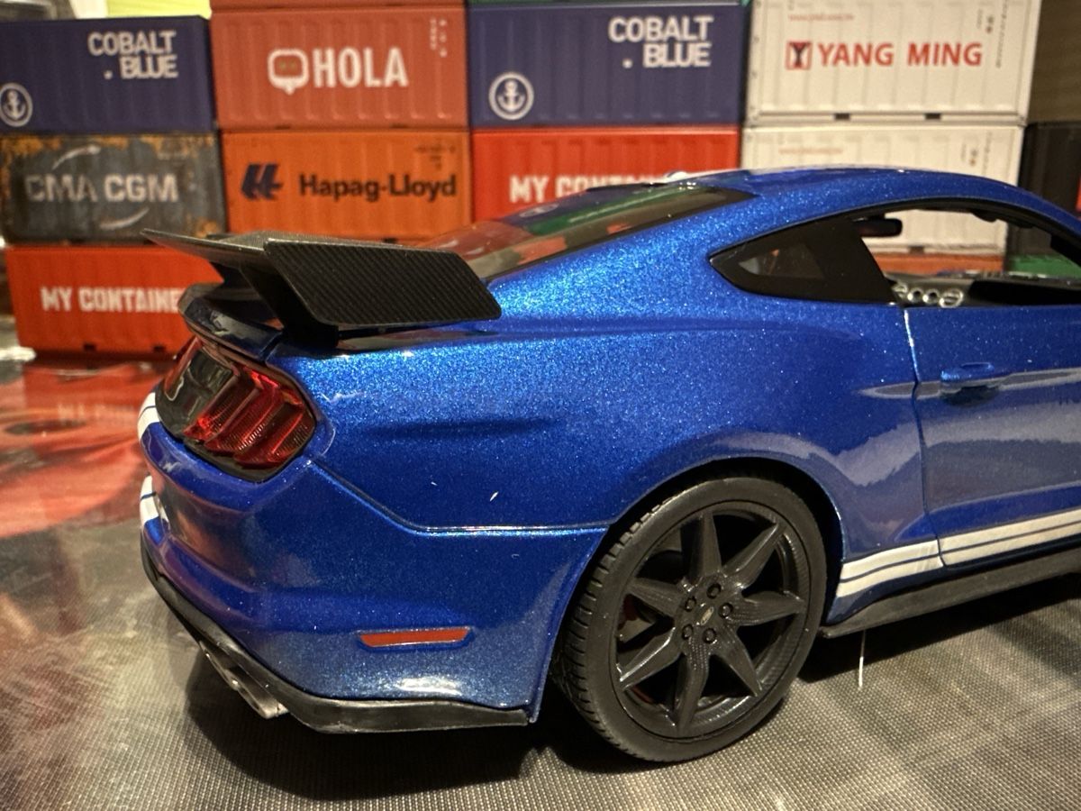 Ford Modellini d'auto: Ford Mustang Shelby GT500 – Usato da Basel venduto da Zomeg 4