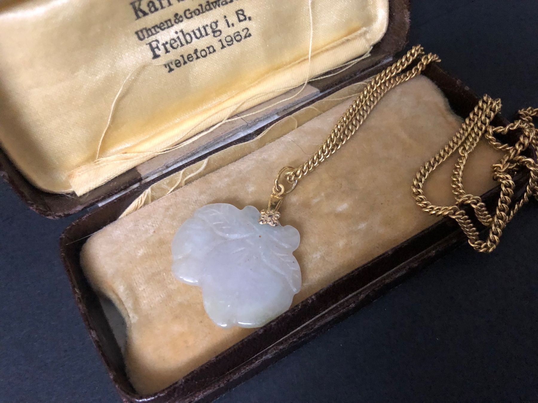 Catenine: Vintage Kette mit Jade Anhänger – Usato da Spiegel b. Bern venduto da Rogger72