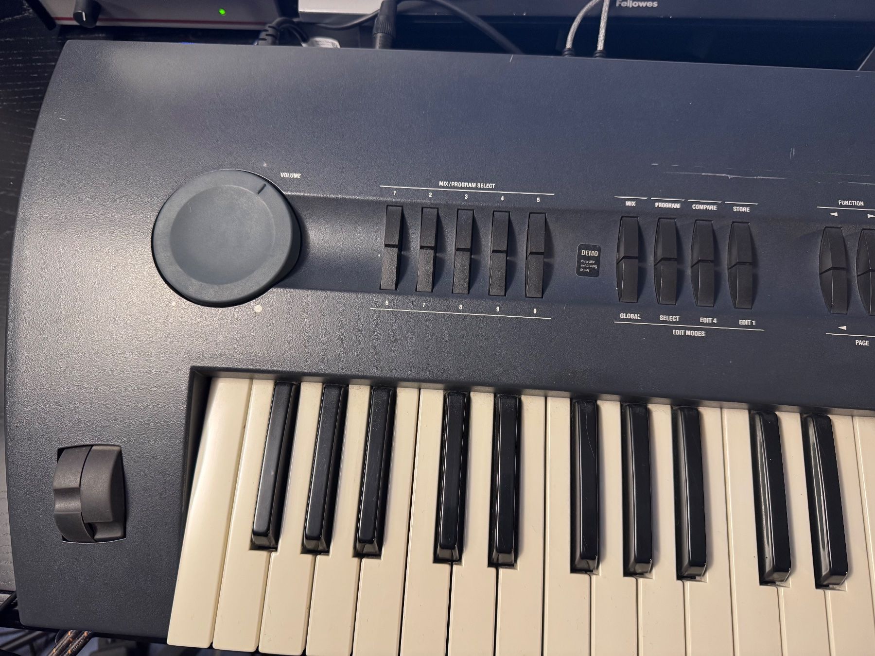 Alesis Strumenti musicali: Alesis Synthesizer zu verkaufen – Usato da Solothurn venduto da Eljuanito 6