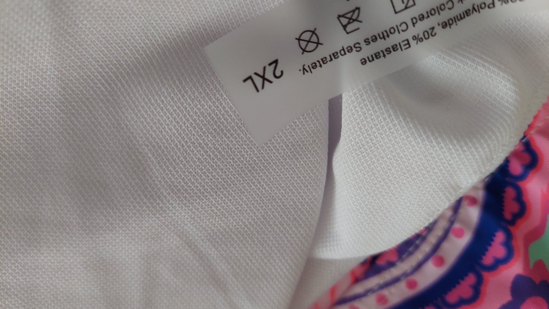 Costumi da bagno & Bikini: Badeanzug einteilig mit Blumenmuster, Grösse 2XL / 46 / 48 – Nuovo (secondo la descrizione) da Oberwil BL venduto da Kukkaniitty 3