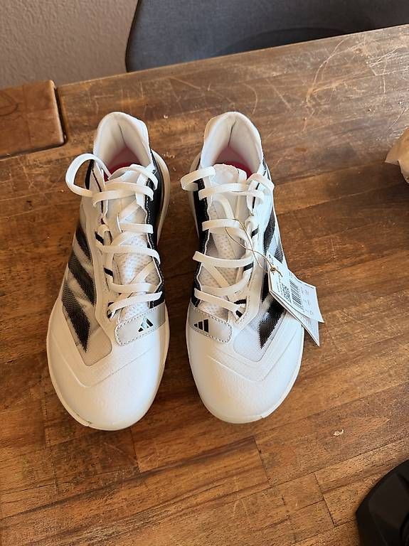 Chaussures hommes: Baseball Schuhe Adidas – Neuf avec emballage d'origine à Embrach par Omars.8424 1