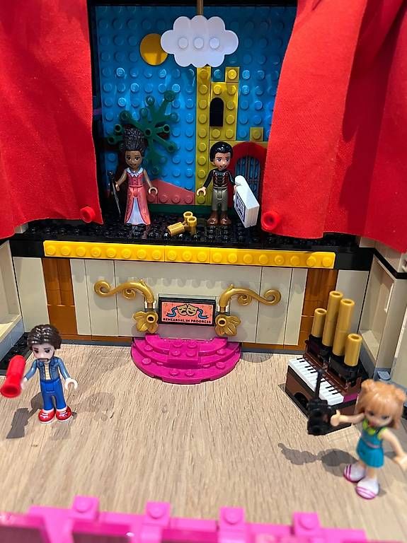 Giocattoli: Lego Friends Theater – Usato da Ostermundigen venduto da NicoleHornwall 4