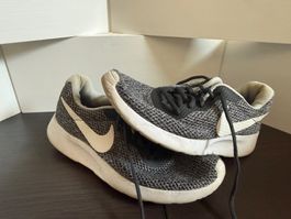 Nike Laufschuhe Gr. 39