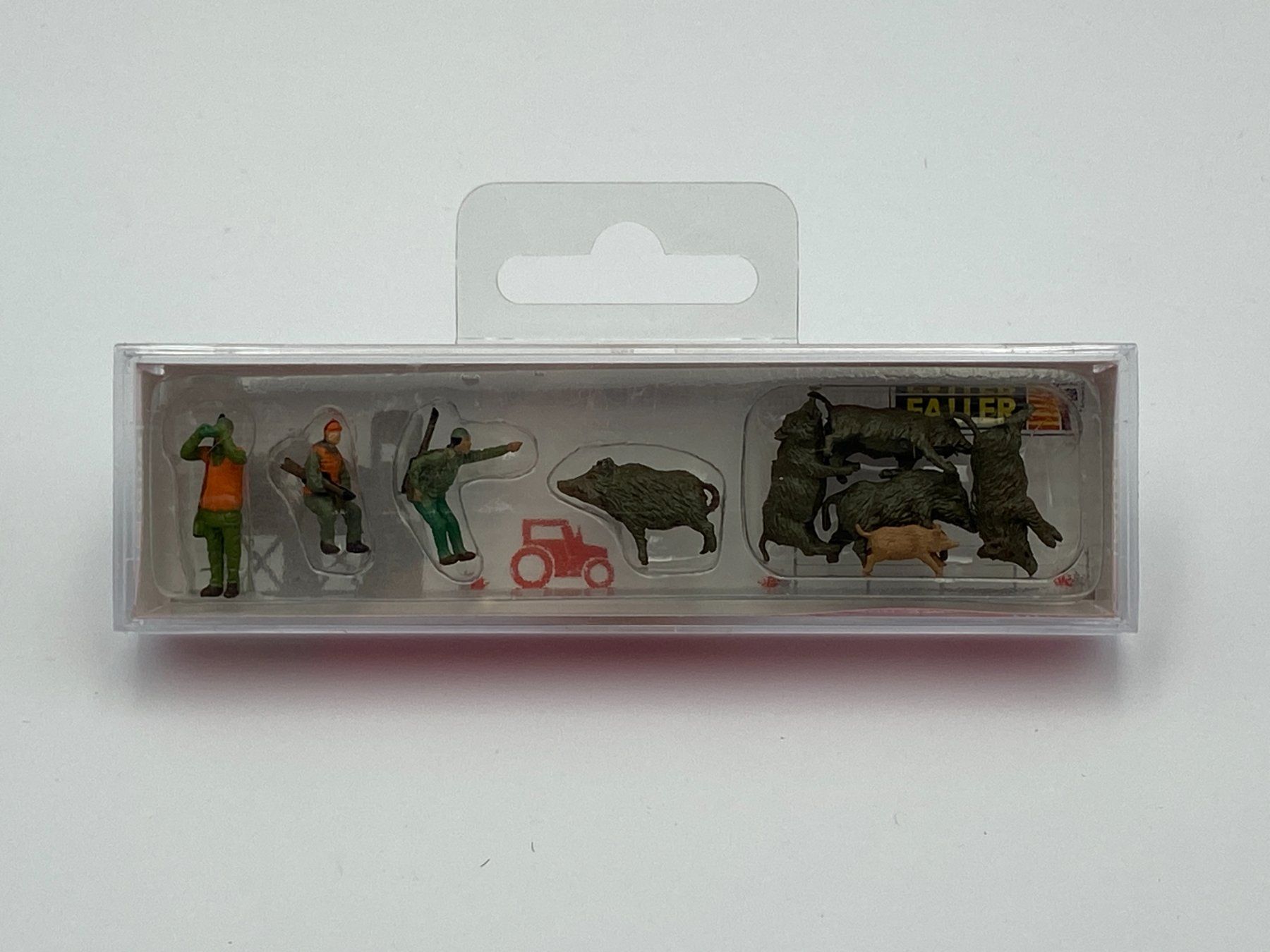 Faller Modellini di ferrovie: Faller 151701 H0 Jäger und Wildschweine – Usato da Neukirch a.d. Thur venduto da Modellbaushop 2