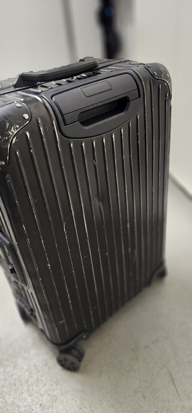Rimowa Valigie: Rimowa Stealth E- Tag Aluminium – Usato da Riedikon venduto da Winter21. 4