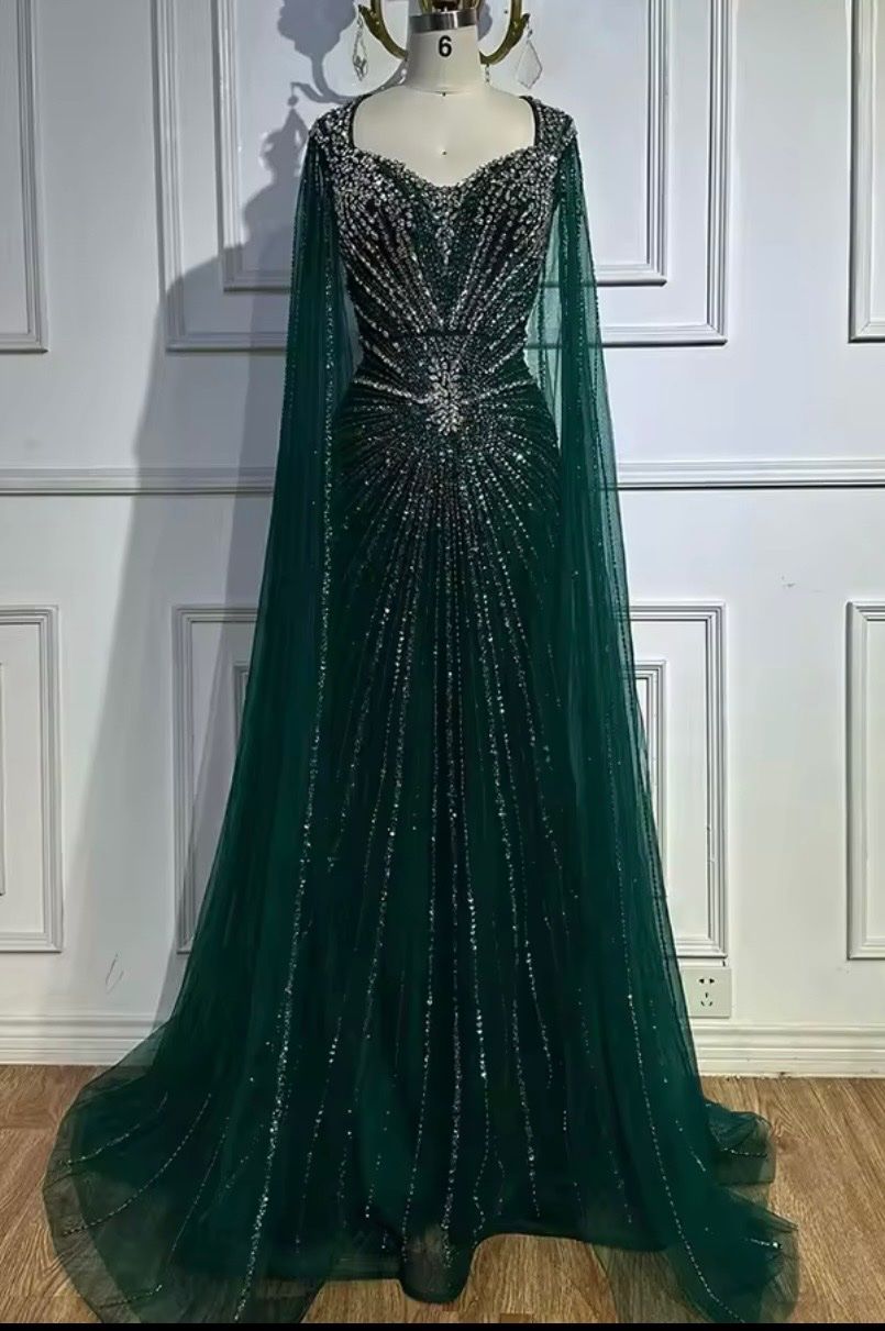 Robes: Abendkleid – D'occasion à brugg par chuili