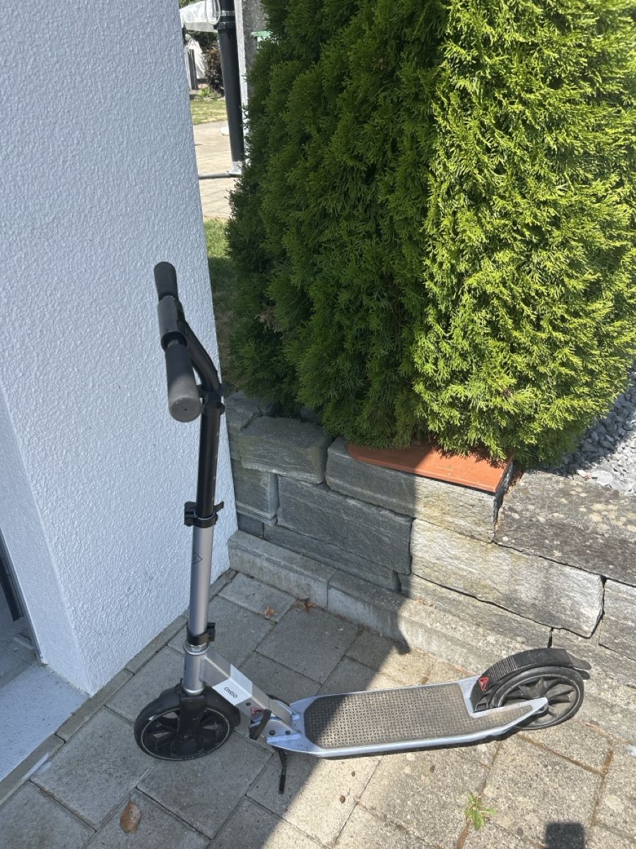 Scooters: Oxelo Scooter Town 5 200mm – Gebraucht aus Fischbach- Göslikon von Rommel