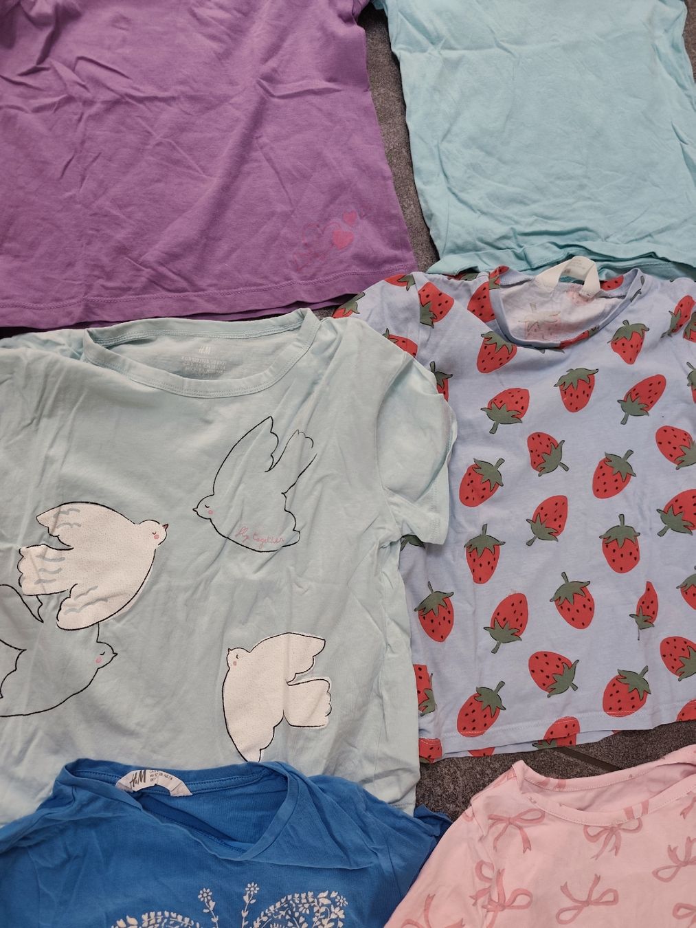 Camicette, T-shirt & Top: T-Shirt Gr. 122/128, 11 x – Usato da Fulenbach venduto da meje0081 2
