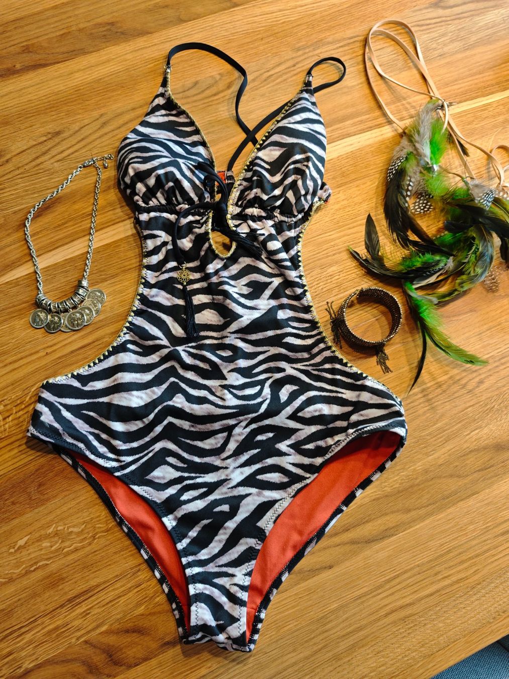 H&M Badekleider & Bikinis: Sommerlicher Badeanzug mit Zebra-Muster, Grösse 38 – Gebraucht aus Gunzgen von 0Aurin0