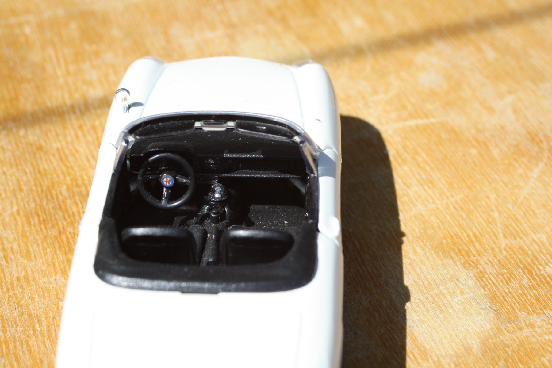 Alfa Romeo Modellini d'auto: ALFA ROMEO DUETO RUNDHECK SPIDER MODELL – Usato da Wauwil venduto da Pneuedy 3