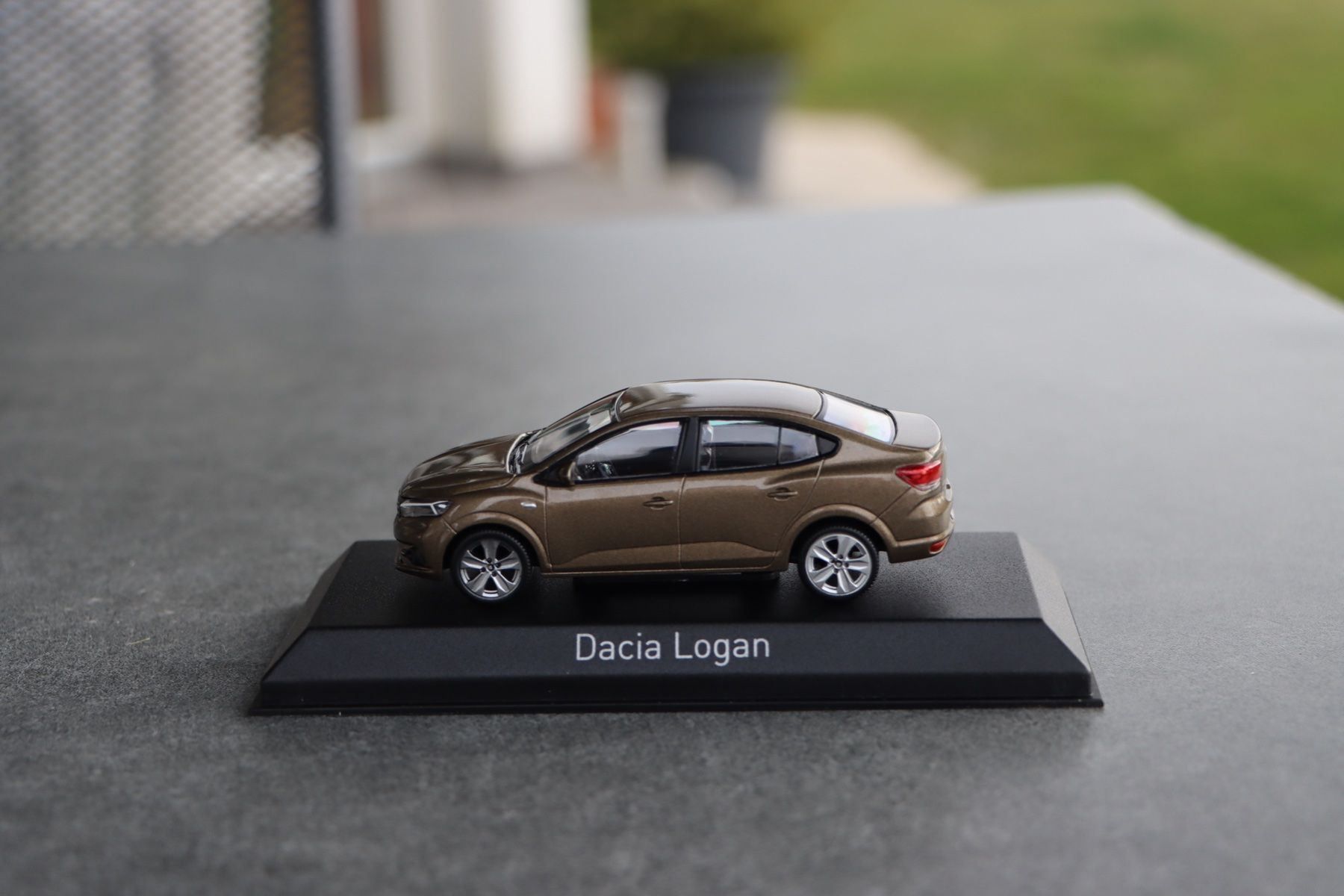 Modellini d'auto: Dacia Logan 2021 1:43 Norev – Nuovo e nell'imballaggio originale da Bühl b.Aarberg venduto da modelldiecast 6