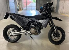 Husqvarna 701 Supermoto