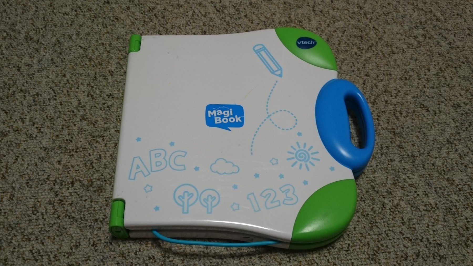 Vtech Giocattoli: Lerncomputer Magi Book in grün von vtech – Usato da Wiler b.Utzenstorf venduto da Hallucino6 3