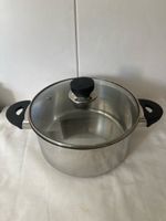 Topf 18/10 Edelstahl  mit Deckel