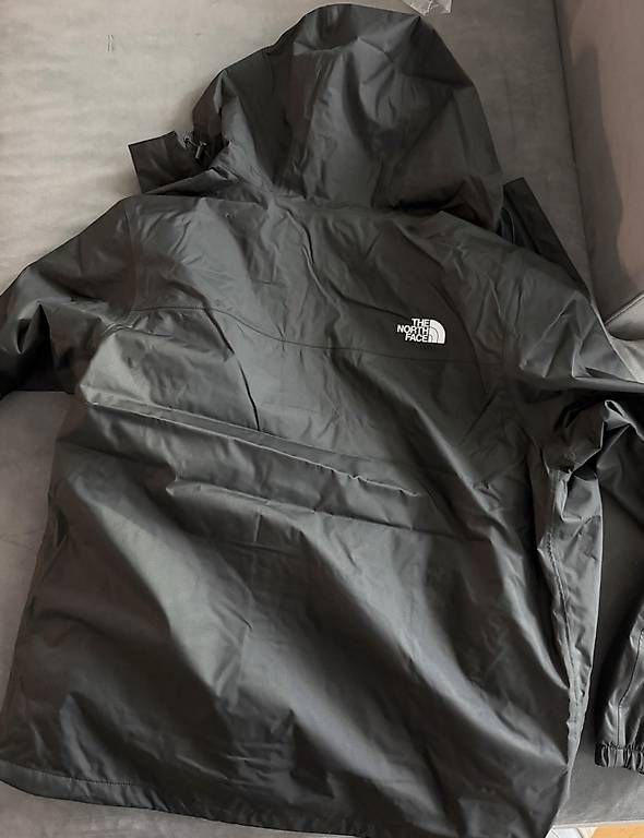 North Face Giacche: North Face Dryvent Jacke – Usato da Schleinikon venduto da kar_8ww7 4
