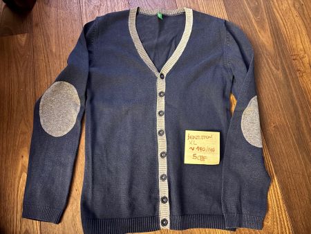 Benetton Sweater size Xl (approx. 140-146)