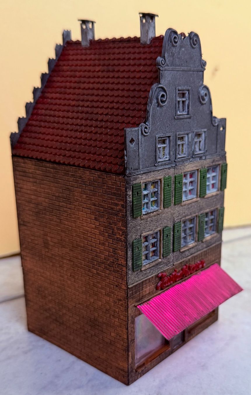 Modellini di ferrovie: Stadthaus von Faller B-924 - Spur HO! – Usato da Steffisburg venduto da Calceolaria 3