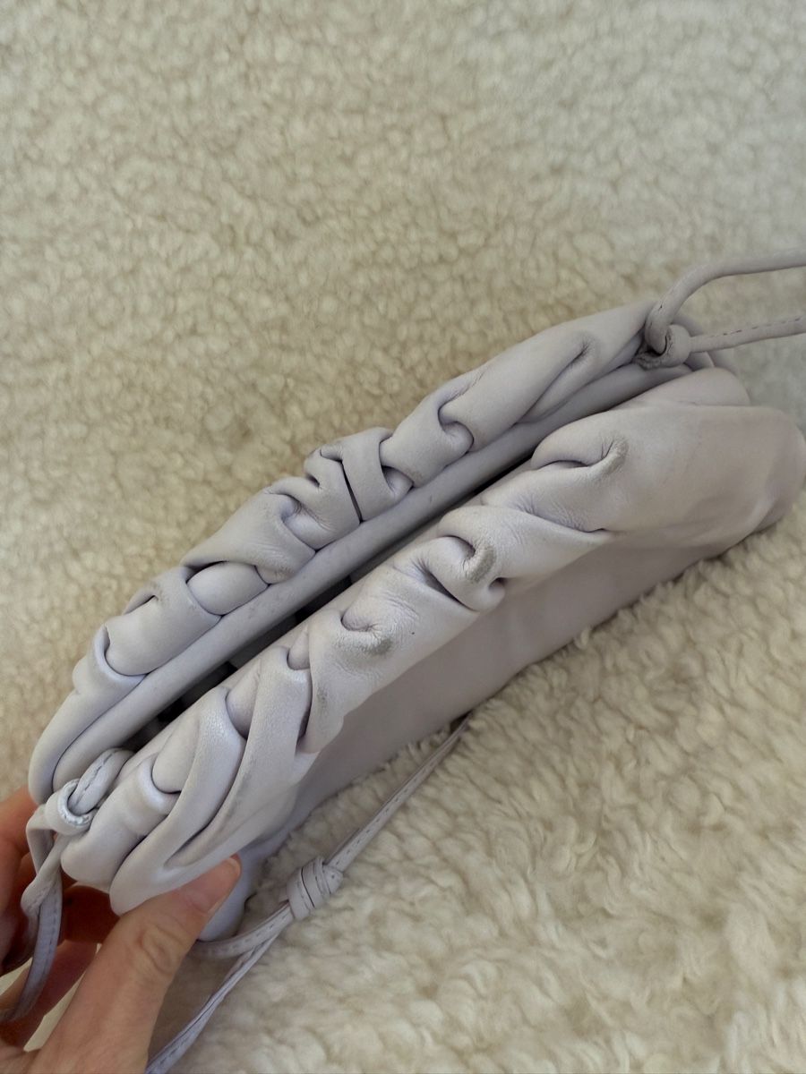Bottega Veneta Borse da donna: Bottega Veneta Mini Pouch lila – Usato da Zürich venduto da Natwyzh 1