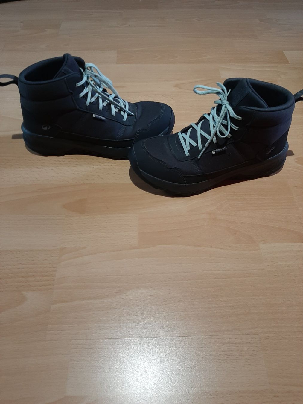 Decathlon Scarpe da uomo: Decathlon Wanderschuhe waterproof Gr.40 – Nuovo (secondo la descrizione) da Schwanden GL venduto da Evmolpia 9