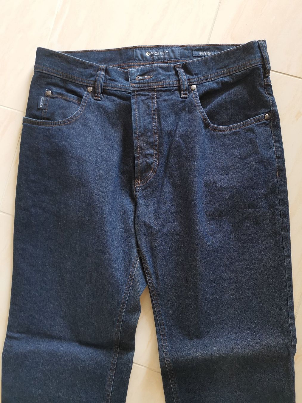 Pioneer Jeans: Jeans in Gr. 52 – Nuovo (secondo la descrizione) da Dornach venduto da Hei50 1